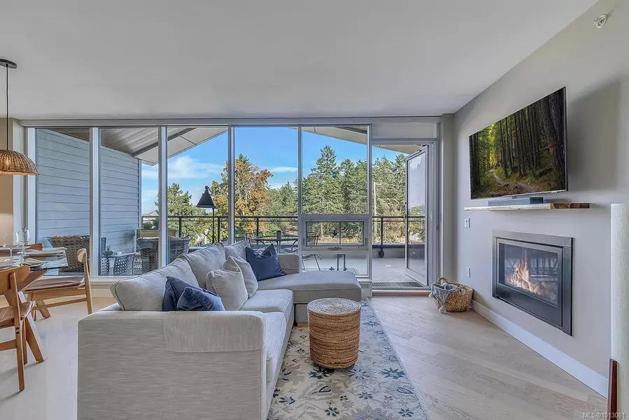 3529 Dolphin Dr #506, Nanoose Bay, BC V9P 9K1