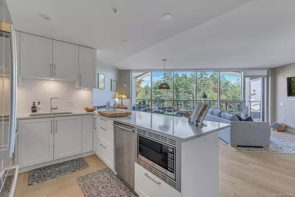 Nanoose Bay, BC V9P 9K1,3529 Dolphin Dr #506