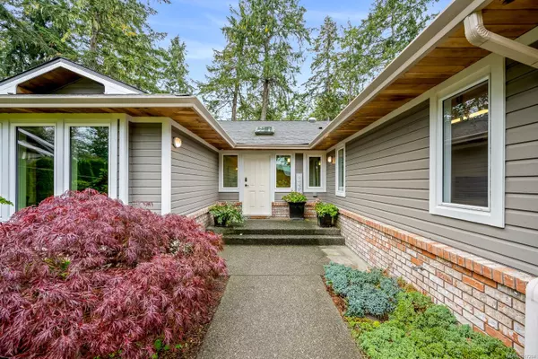 Black Creek, BC V9J 1A8,8809 DRIFTWOOD Rd