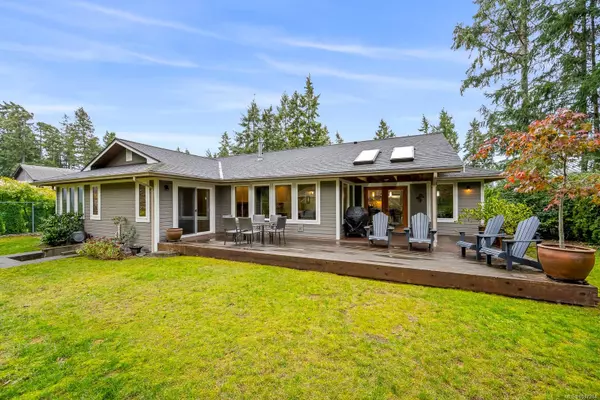 Black Creek, BC V9J 1A8,8809 DRIFTWOOD Rd