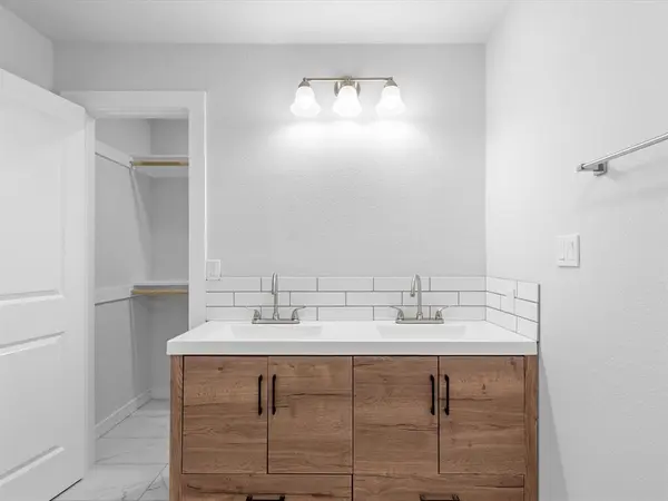 Bowie, TX 76230,526 Jack Grace Hill Road