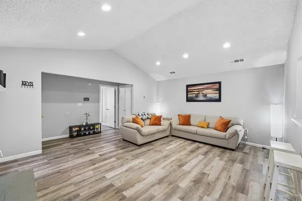 2306 Carol Good Lane, Carrollton, TX 75006