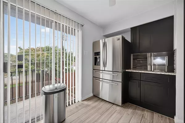 Dallas, TX 75234,3609 Parkridge Drive #204