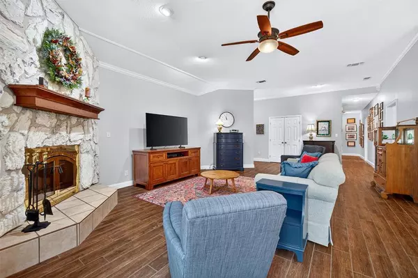 Gainesville, TX 76240,115 E Kiowa Drive