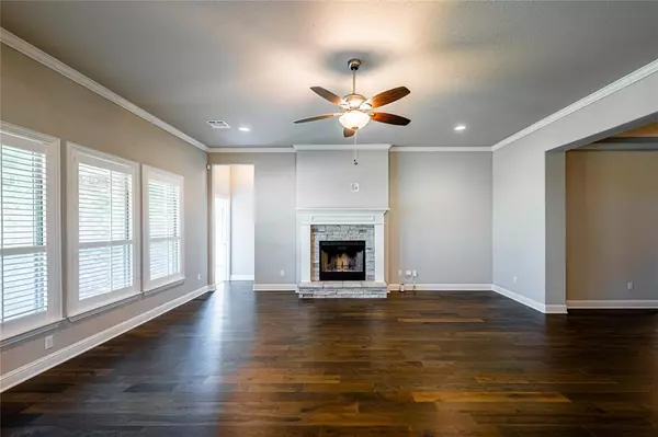 Mcgregor, TX 76657,918 Edinburgh Drive