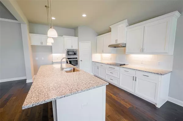 Mcgregor, TX 76657,918 Edinburgh Drive