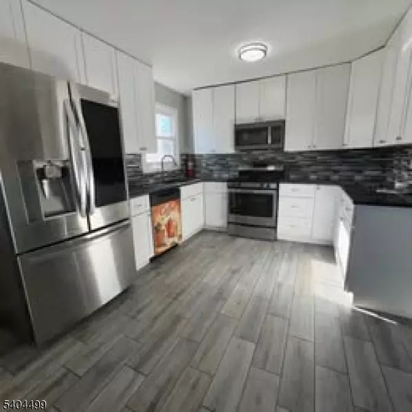 Roselle Boro, NJ 07203,1108 Frank St