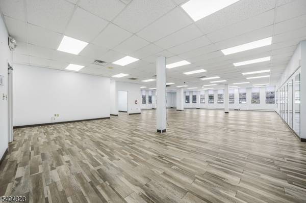 1 Lethbridge Plz, Mahwah Twp., NJ 07430