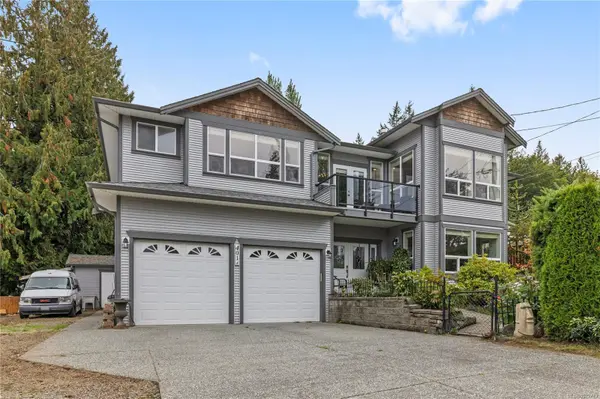 401 Neville St #A, Ladysmith, BC V9G 1A3