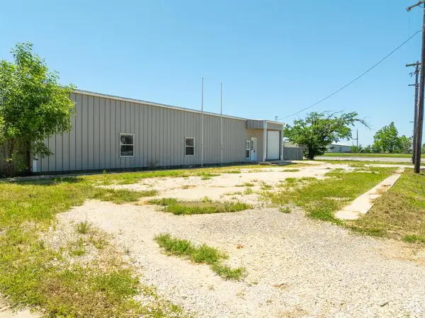 Itasca, TX 76055,118 W Monroe Street