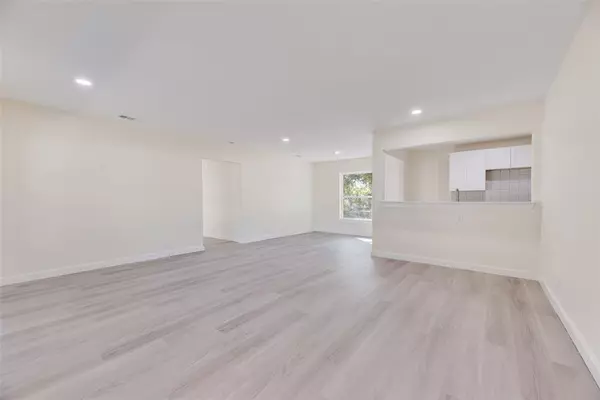 Dallas, TX 75216,2663 Crest Avenue