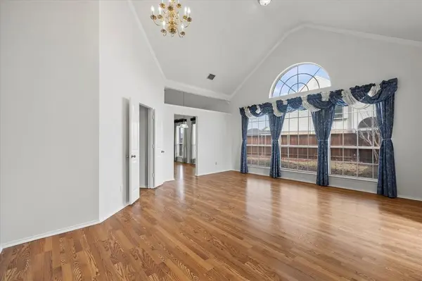 Mesquite, TX 75181,2105 Highwood Street