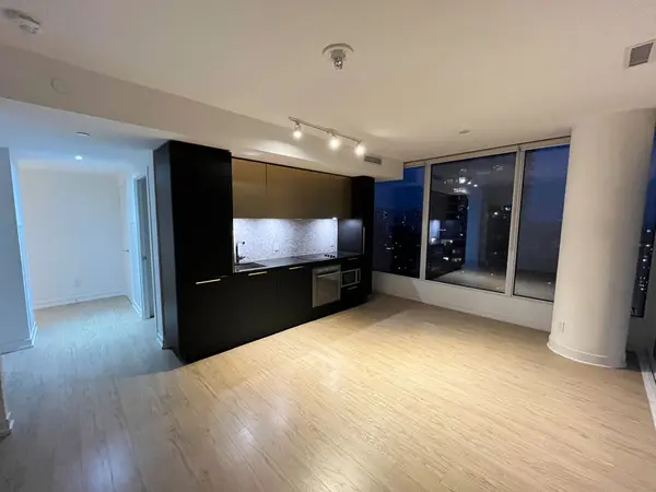 Toronto C08, ON M4Y 0E8,85 Wood ST #2716