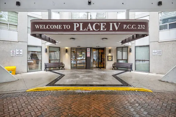 Mississauga, ON L5A 4A1,3650 Kaneff CRES #501