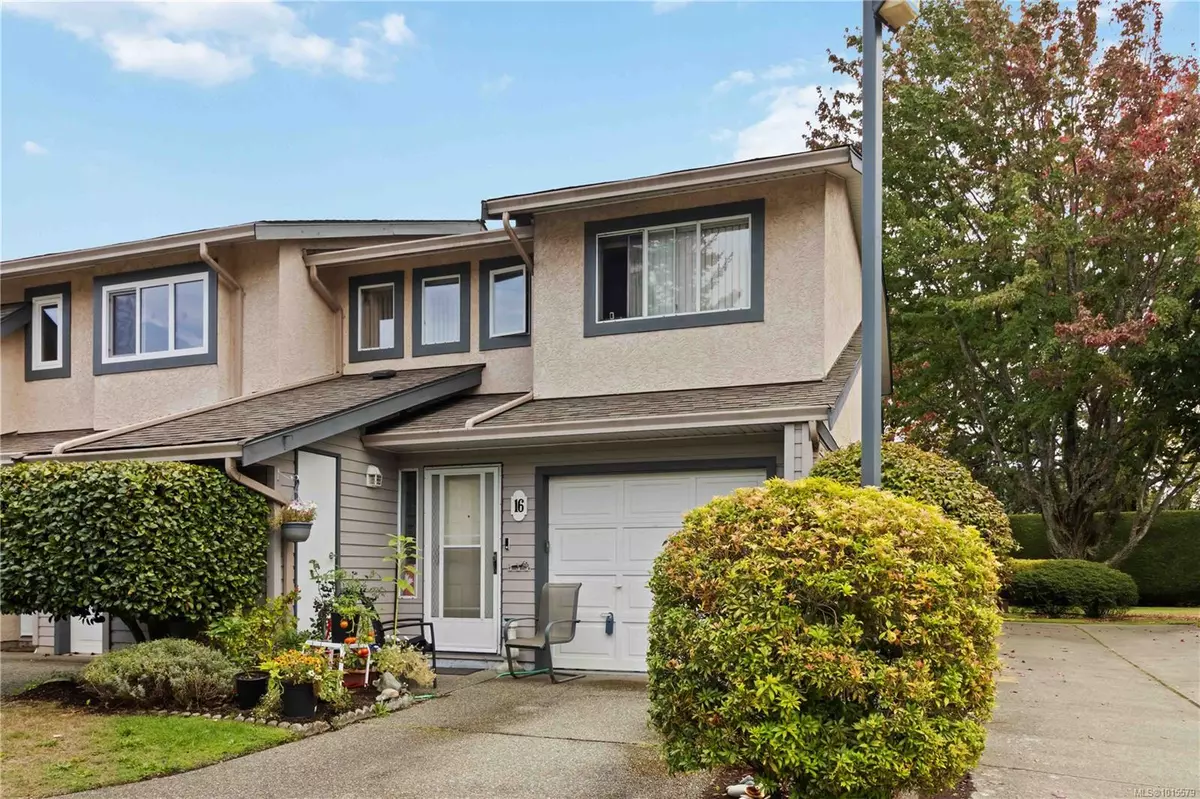 Colwood, BC V9B 2B2,515 Mount View Ave #16