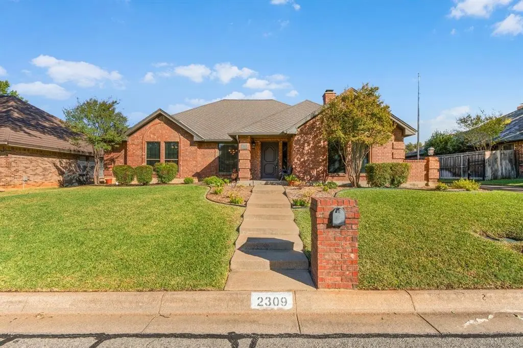 Arlington, TX 76017,2309 Wimbledon Drive