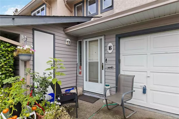 Colwood, BC V9B 2B2,515 Mount View Ave #16