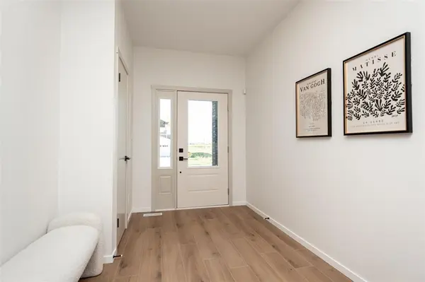 Winnipeg, MB R2V 5H9,192 Nuthatch Bay