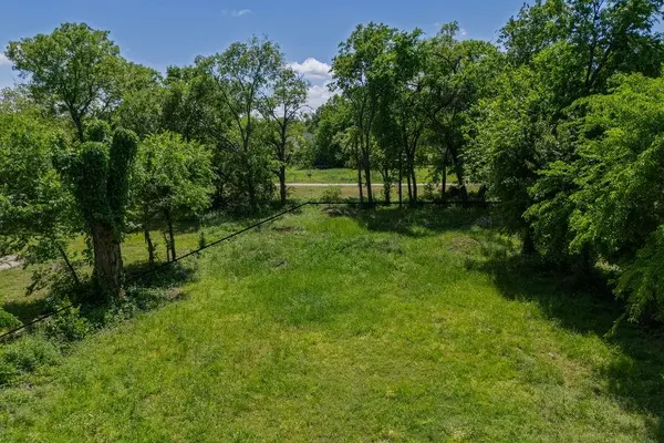 Terrell, TX 75160,603 W Newton Street