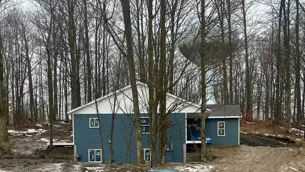 Traverse City, MI 49696,1028 Birmley Estates DR