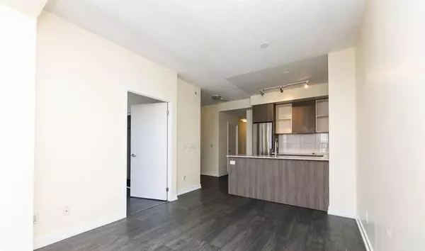 Toronto C08, ON M5A 3H1,200 Sackville ST #801