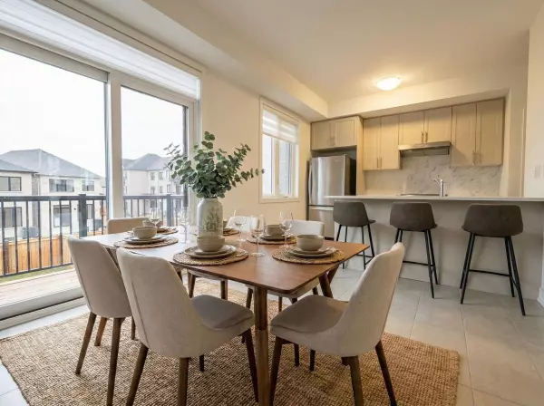 Whitby, ON L1P 1V4,42 Morrison CRES