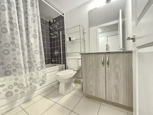 Toronto E09, ON M1G 0A9,20 Meadowglen PL #2003