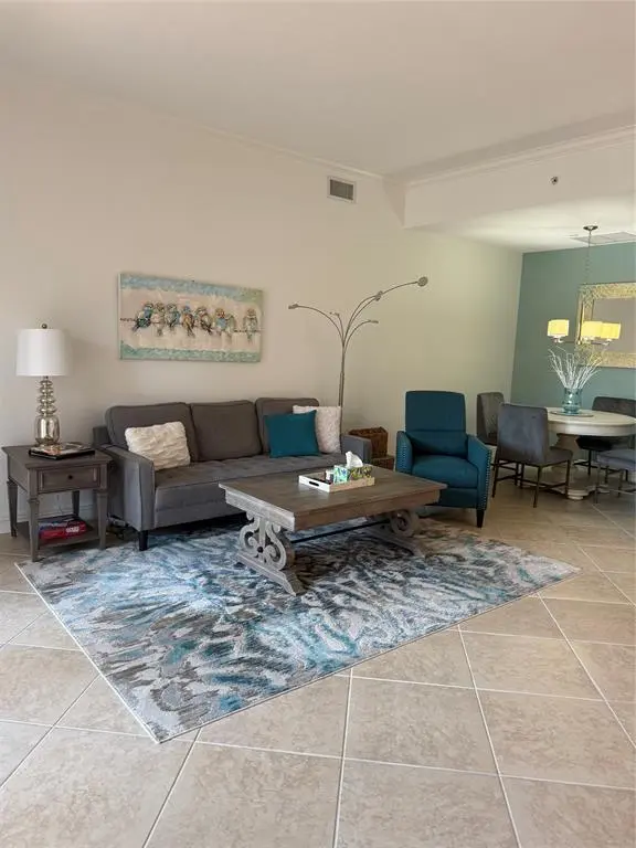 Weston, FL 33331,16100 Emerald Estates Dr #498