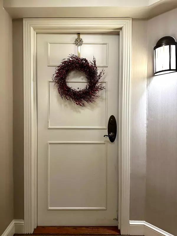 Toronto W10, ON M9W 7J5,710 Humberwood BLVD #606