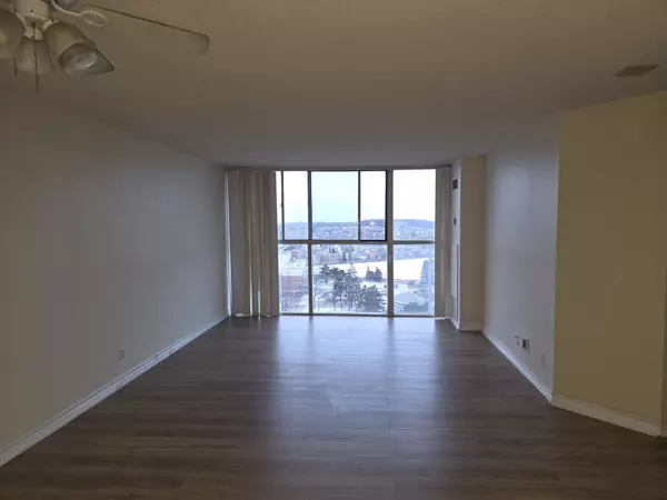 Mississauga, ON L4Z 3K9,25 Trailwood DR #902