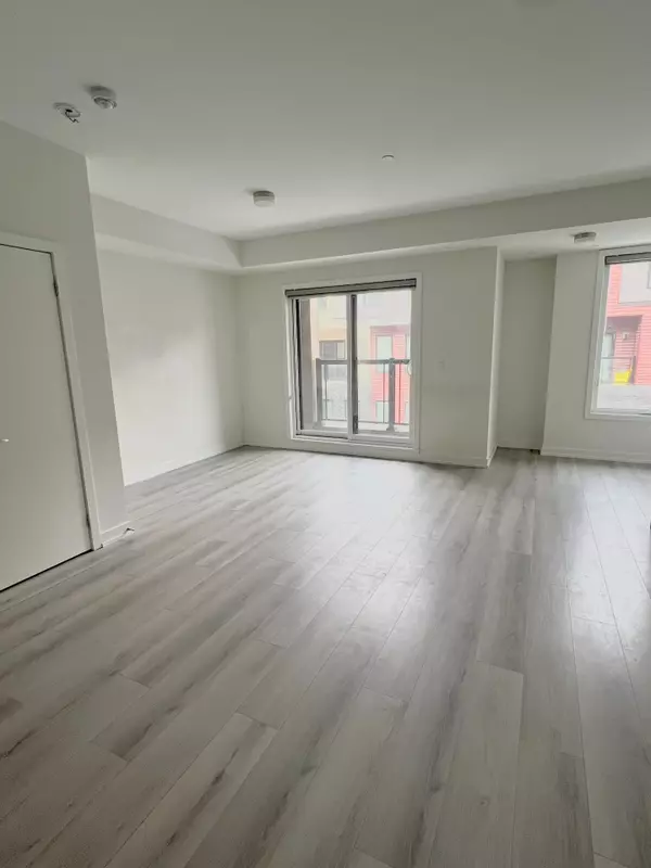 Mississauga, ON L5L 0C1,3550 Colonial DR #32