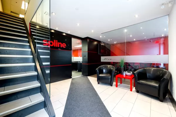 Mississauga, ON L5S 1T7,7015 Tranmere DR #15