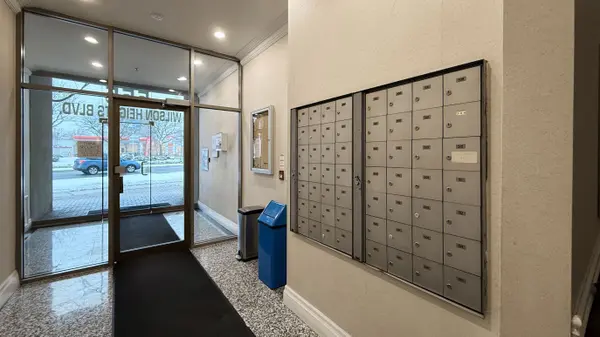 Toronto C06, ON M3H 6B5,555 Wilson Heights BLVD #301