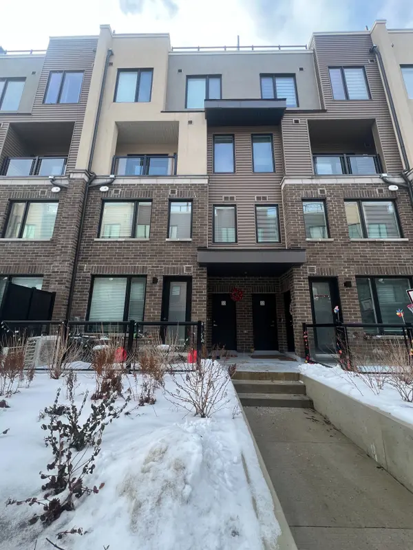 3550 Colonial DR #32, Mississauga, ON L5L 0C1