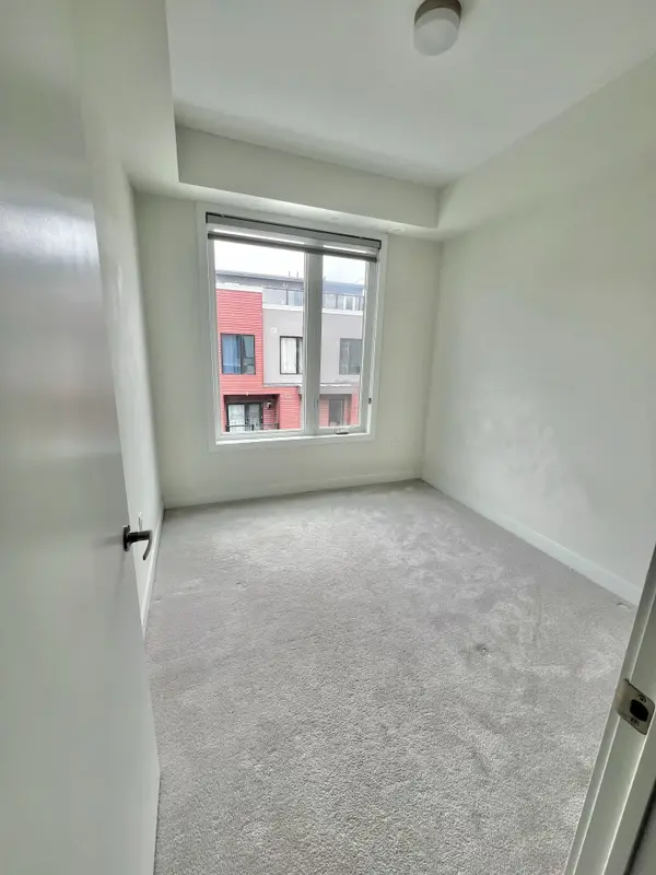 Mississauga, ON L5L 0C1,3550 Colonial DR #32