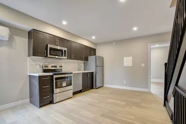 Toronto W02, ON M6H 3S5,362 Margueretta ST #2