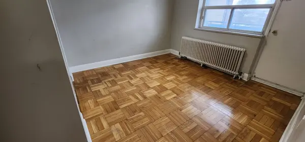 Toronto W05, ON M3M 1J4,1305 Wilson ST #301