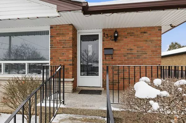 Hamilton, ON L9A 2R9,132 June ST