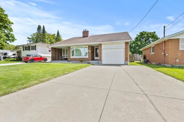 Niagara Falls, ON L2G 5E7,6628 Argyll CRES