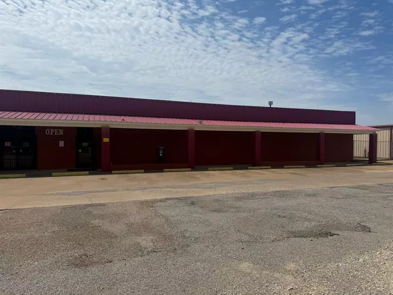 11251 State Highway 31 W, Malakoff, TX 75148