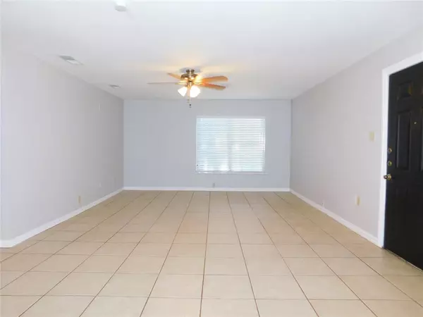 Denton, TX 76209,714 N Ruddell Street