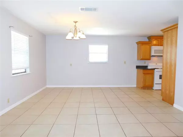 Denton, TX 76209,714 N Ruddell Street