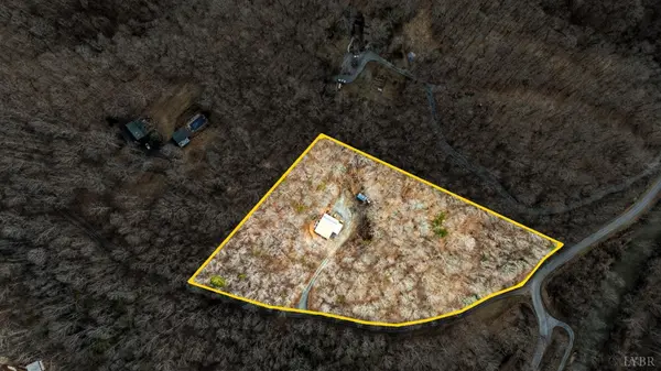 8 Cottage Charm #Lot, Goode, VA 24556