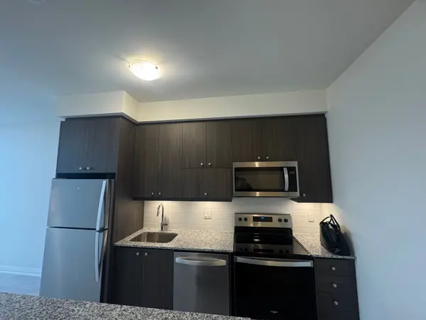 Oakville, ON L6H 7G1,1415 Dundas ST E #706