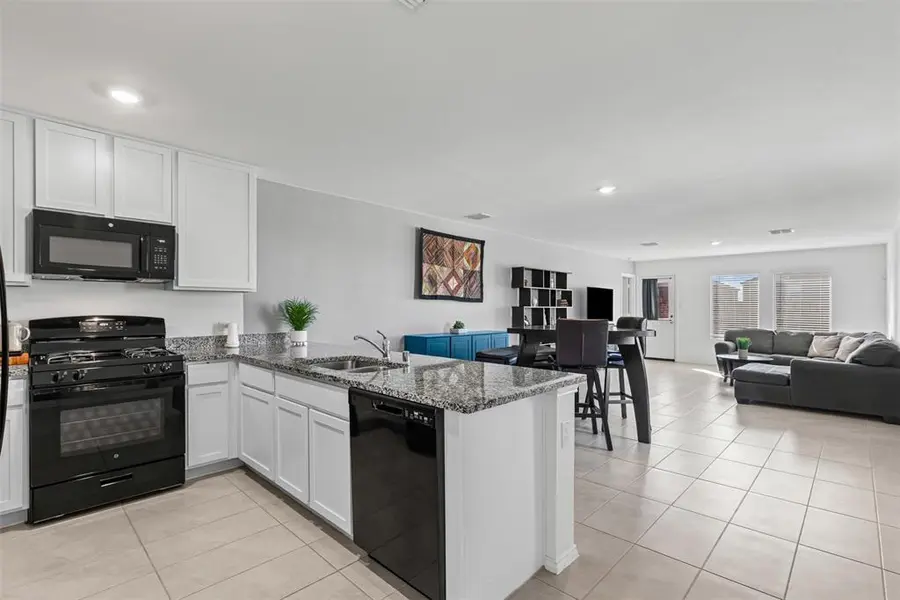 14004 Gaskin Street, Pilot Point, TX 76258