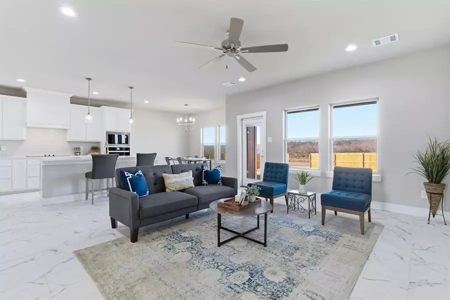 498 Cumberland Trail, Bridgeport, TX 76458