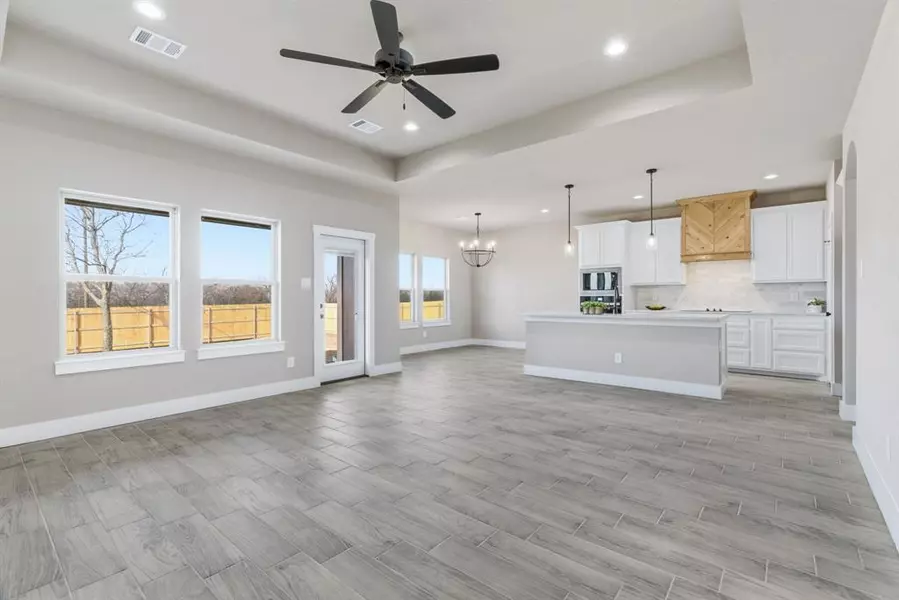 494 Cumberland Trail, Bridgeport, TX 76458