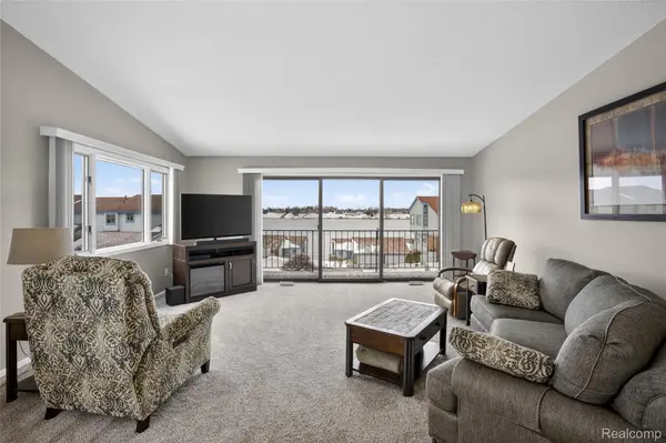 1715 River RD #77, St Clair, MI 48079