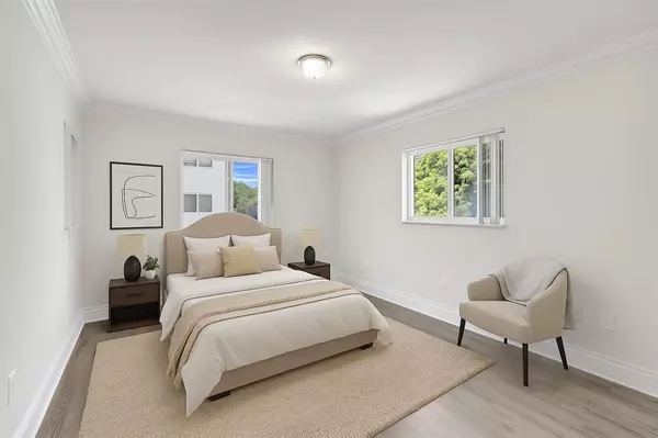 Bal Harbour, FL 33154,9930 Collins Ave #14