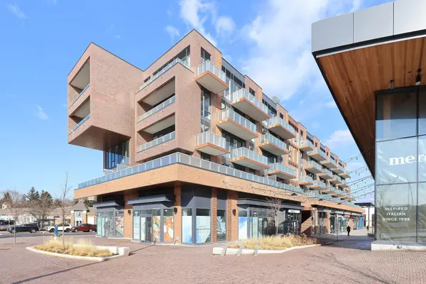 Mississauga, ON L5H 0A7,215 Lakeshore RD W #331